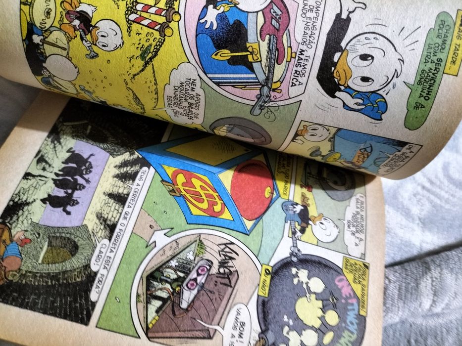 Livro banda desenhada Hiper disney anos 90