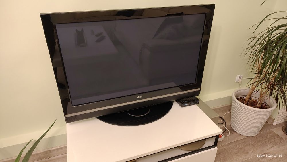 Na   sprzedaż   TV  LG plazma