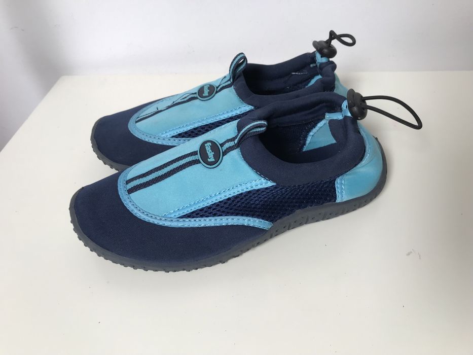 Niebieskie buty do pływania do wody Fashy 34