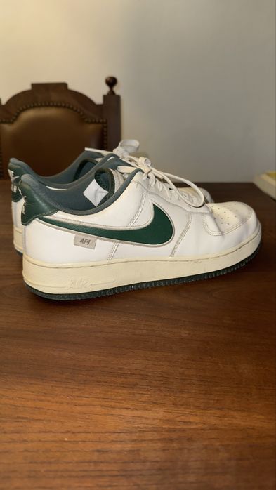 Nike Air Force 1 Em cor Verde
