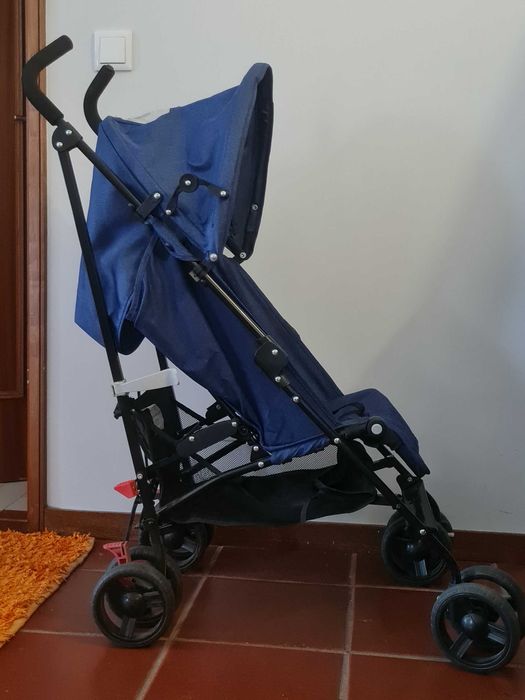 Carrinho de passeio como novo