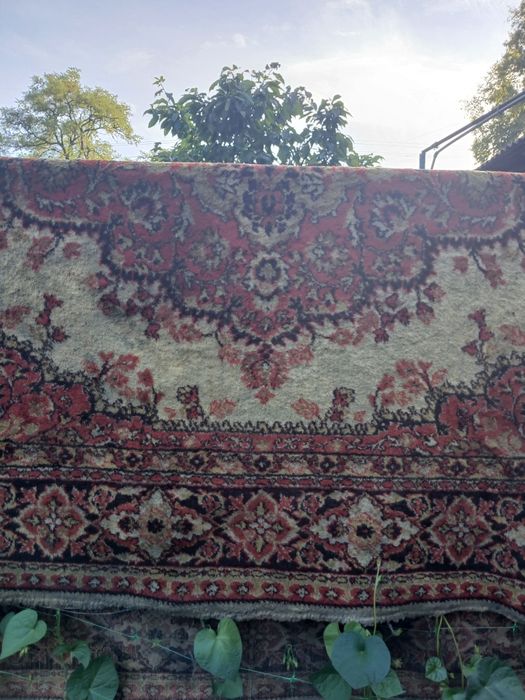 Продам паласы,ковры на пол