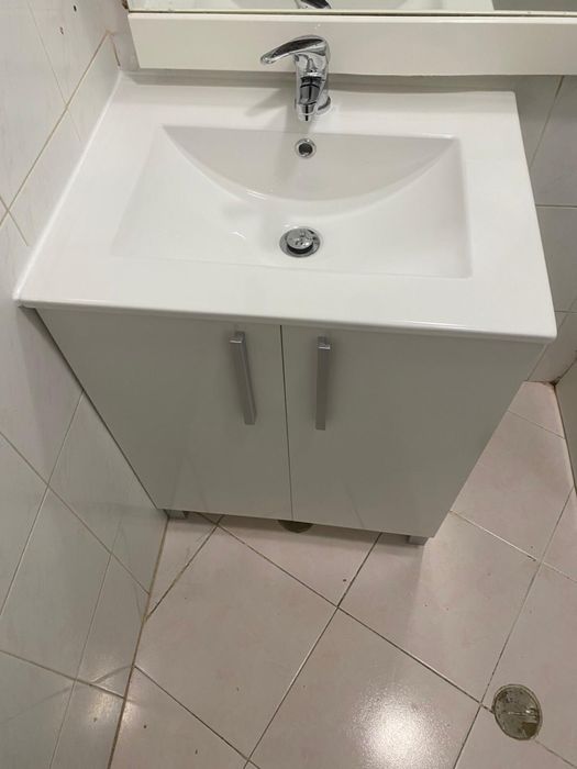 Reparações em geral de obras e outros