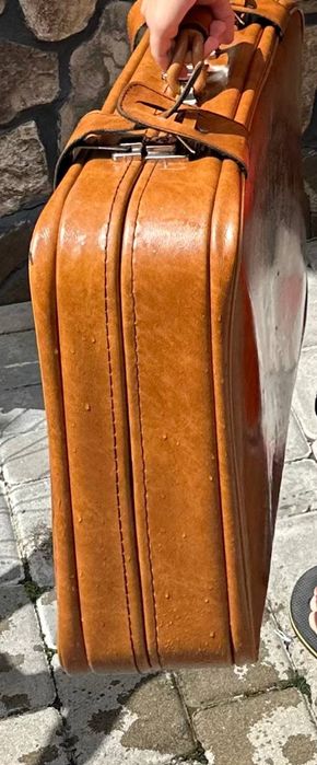 Чемодан в стиле Паддингтон