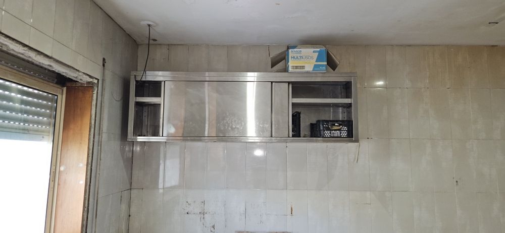 Armário Suspenso de Parede em Inox – 200 cm