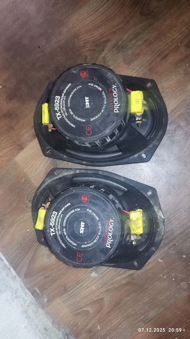 Динамики для машины всё на фото