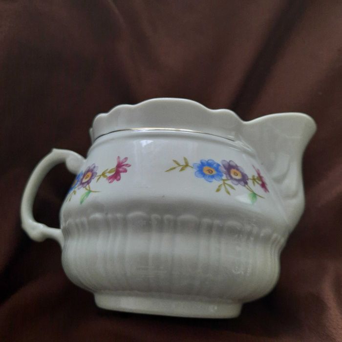 Porcelana PRL Włocławek- sosjerka - 9 cm