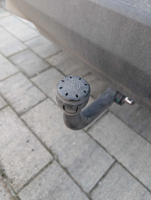 Lexus UX 250h I wł. 2kpl. kół, hak