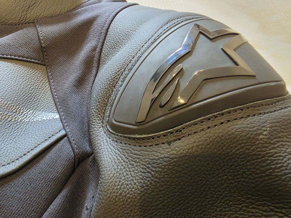 Casaco em pele para mota da ALPINESTARS