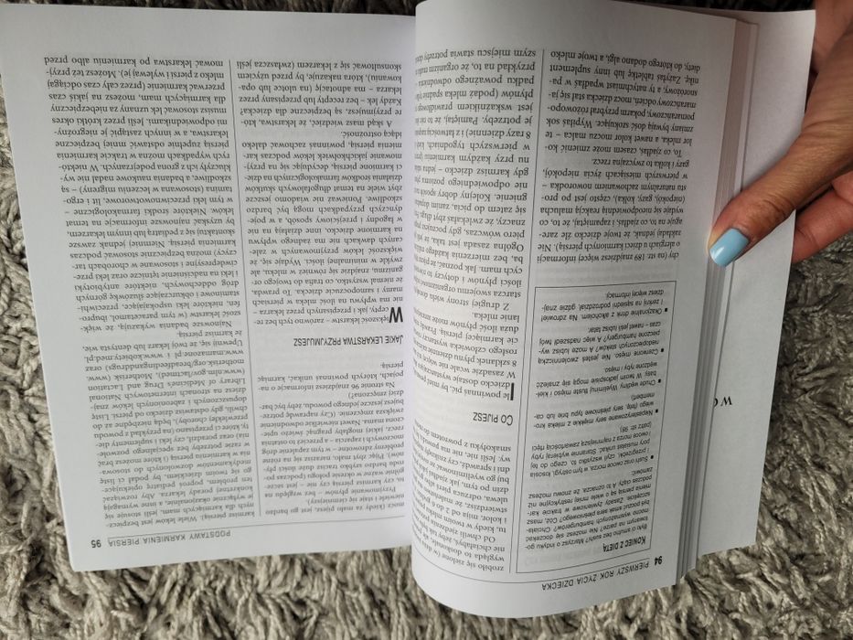 Pierwszy rok życia dziecka Heidi Murkoff oprawa twarda