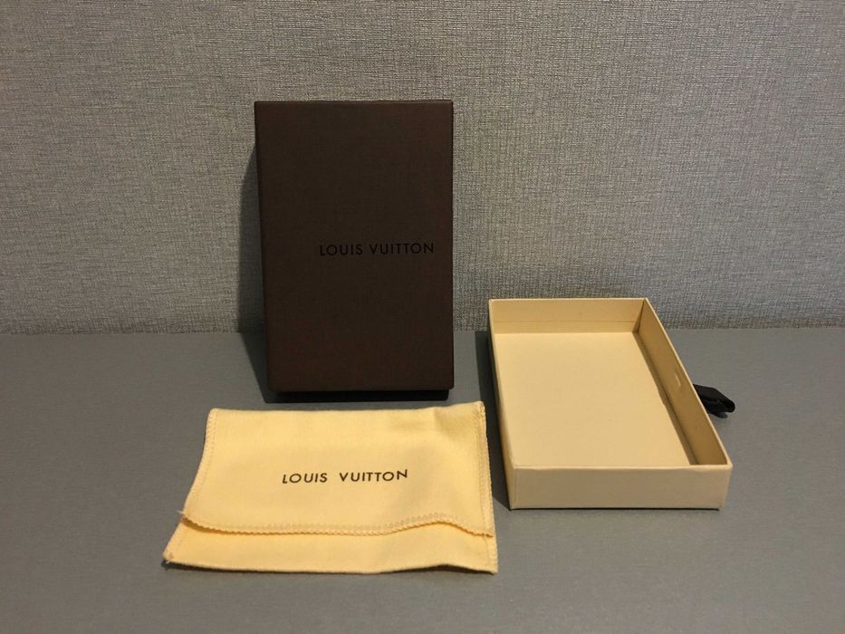 Подарункова коробка Louis Vuitton оригінал