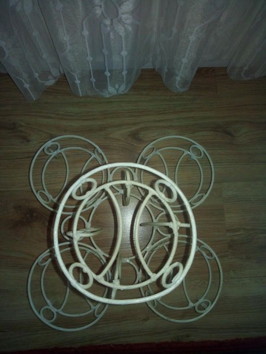 Подставки под цветы