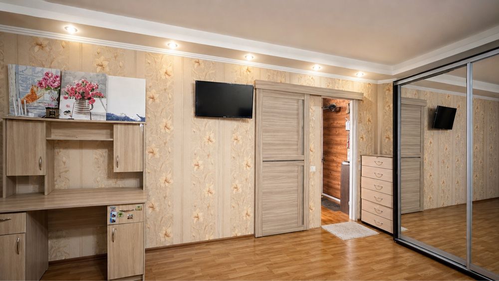 Продам 1-комнатную квартиру Левый берег