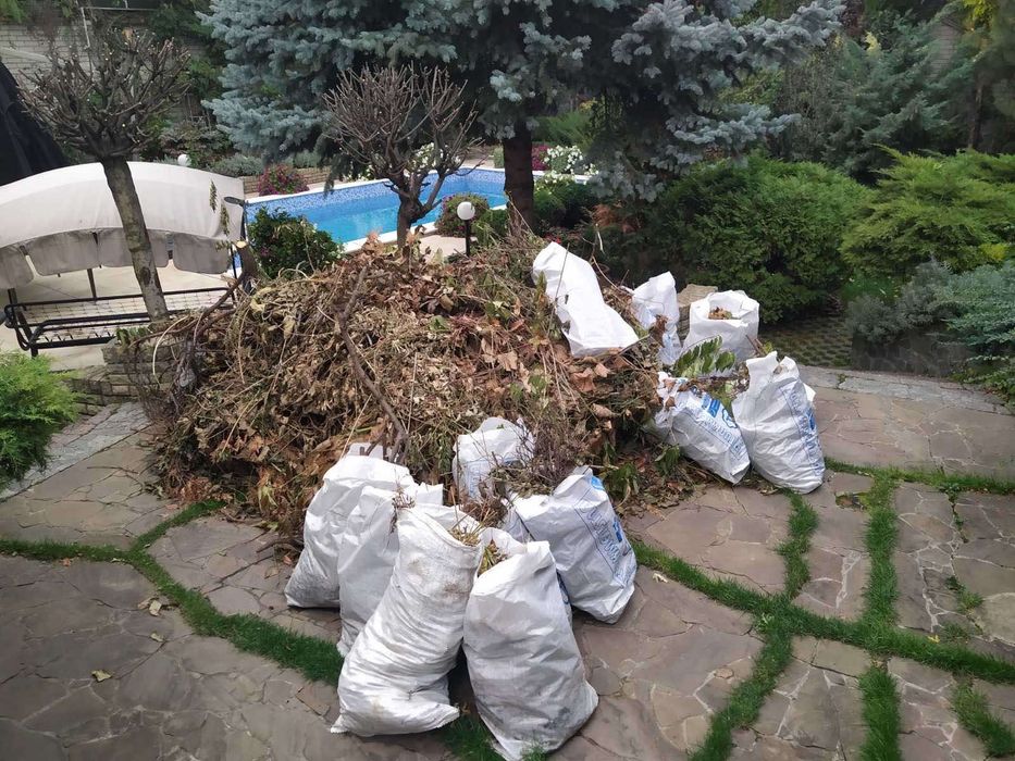 Вивіз строй брухту, вантажники