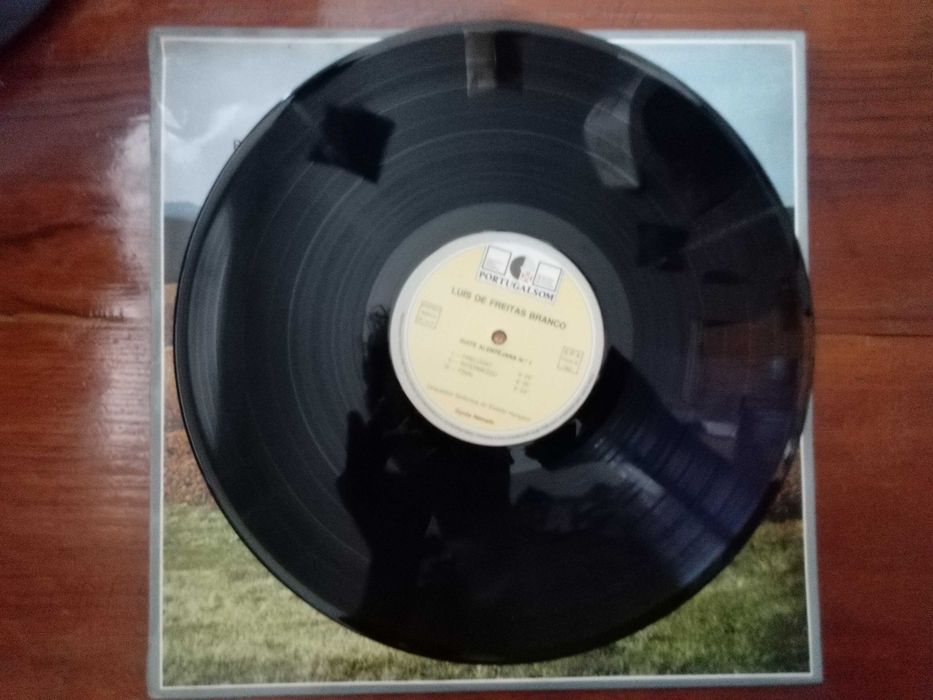 Luís de Freitas Branco - dois discos de vinil