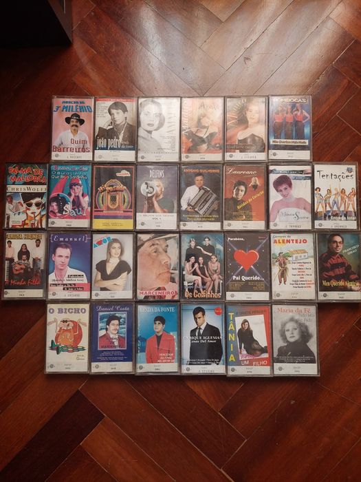 Cassetes música popular portuguesa para venda a 1 euros cada.
