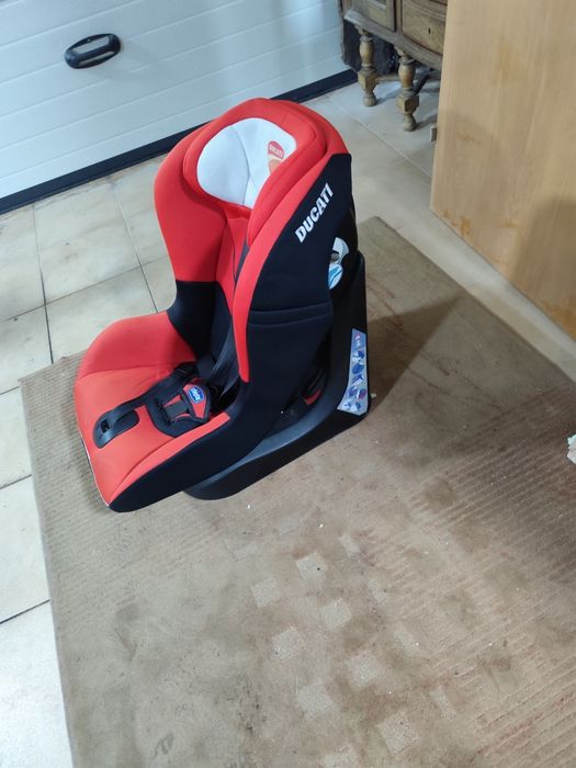 Cadeira carro Chicco Bebé DUCATI