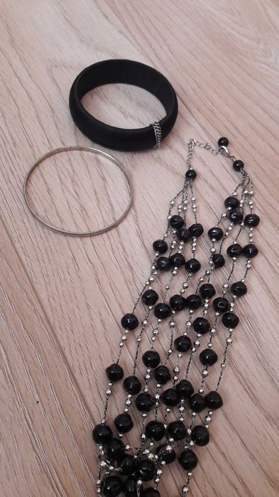 Naszyjnik koraliki czarne srebrne +2 bransoetki