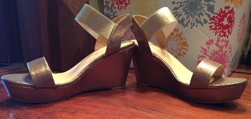 Sandałki złote na koturnach Tk&maxx r.37 Nowe