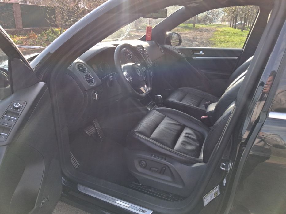 VW Tiguan R-Line 2015 2.0TSI