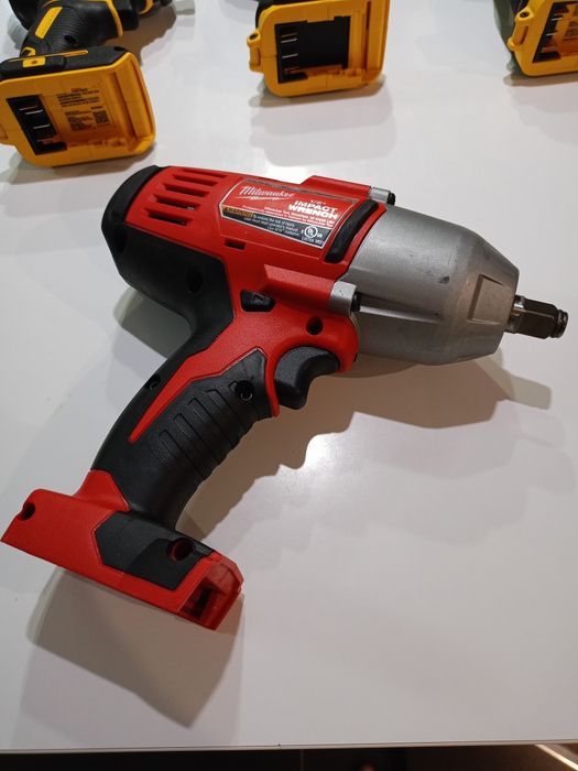 Milwaukee klucz do kół i inne także DeWalt