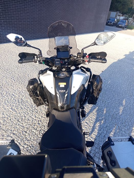 Benelli trk 702 x