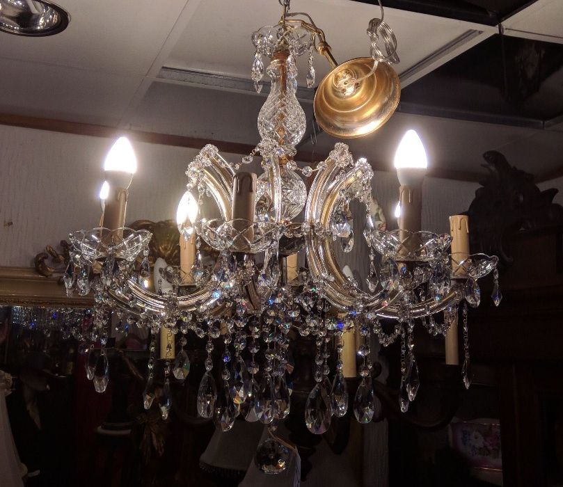Lustre Dona Teresa 8 Lâmpadas