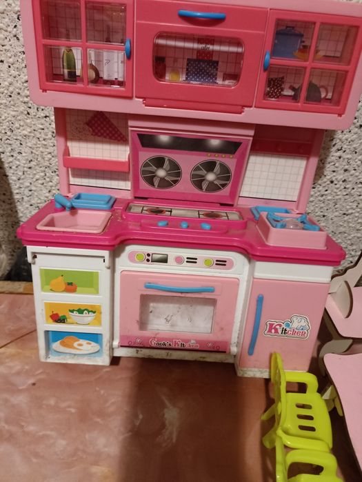 Набор мебели для кухни