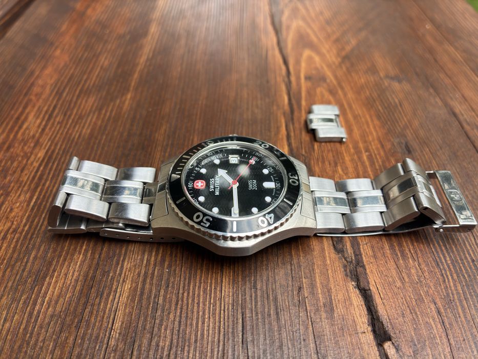 Zegarek Swiss Military Diver 38