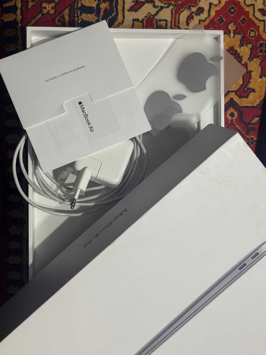 MacBook Air 13” 2020 i3 256/8 A2179