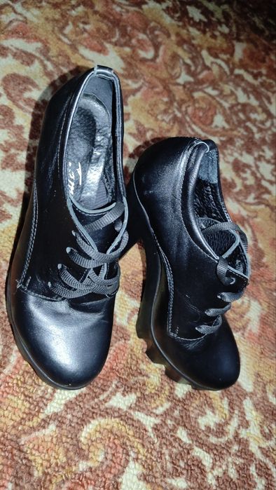 Туфлі жіночі кожані