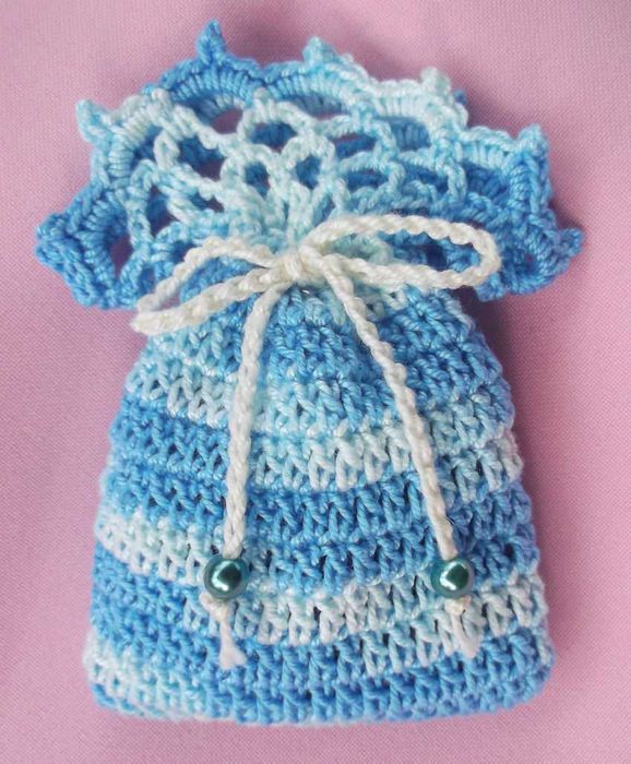 Saquinhos de crochê com alfazema - Lembrança para Batizados, Comunhões