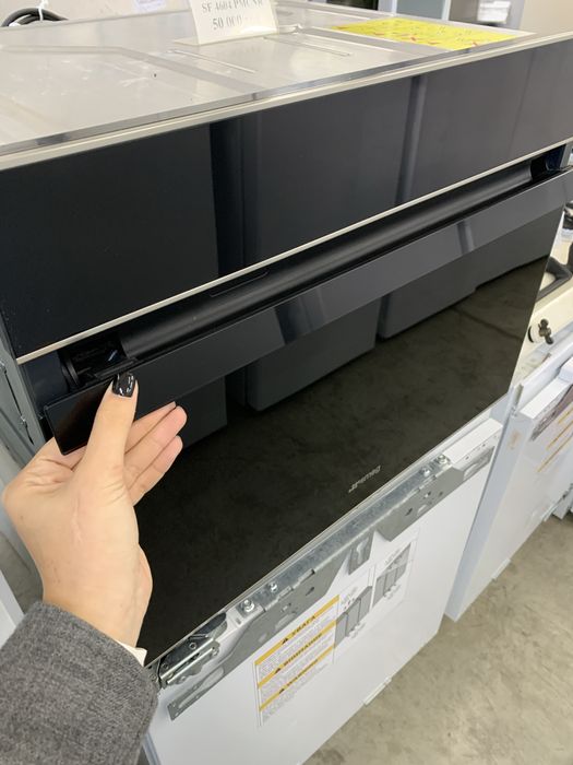 Духова шафа Smeg SF4604PMCNX
