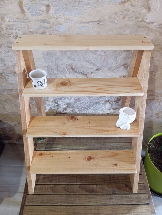 Expositores em madeira