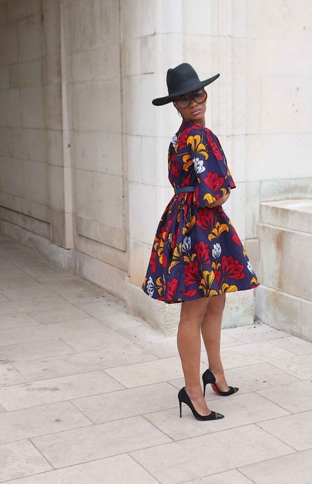 Платье дизайнерское Эксклюзив М heritage clothings. Олх доставка