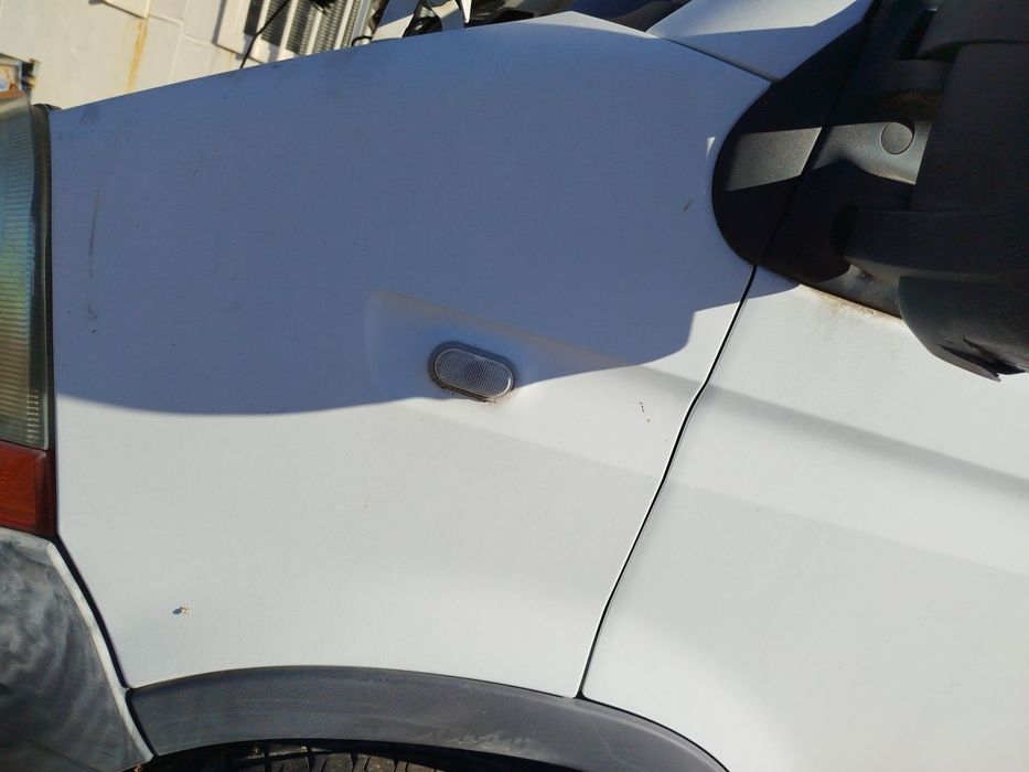 Guarda-lamas esquerdo RENAULT Master II (FD)