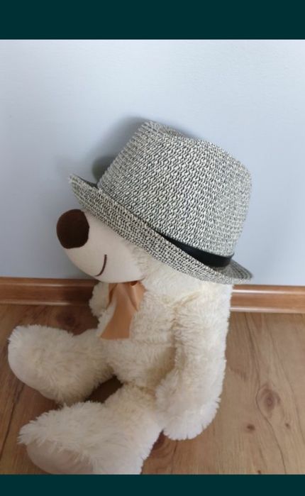 Kapelusz reserved na 9-10lat