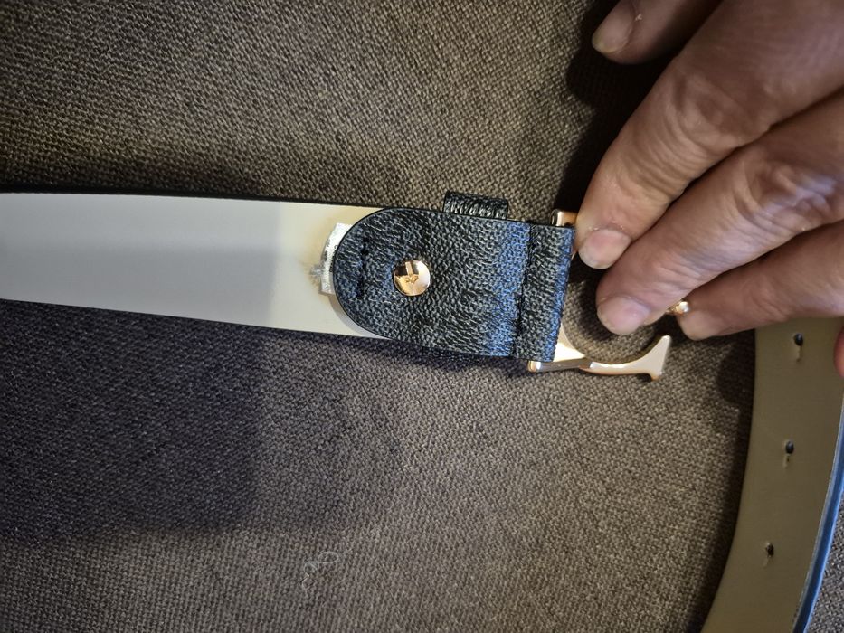 Pasek Guess L niebiesko czarny