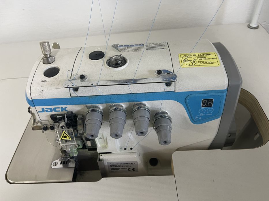 Overlock JACK E4