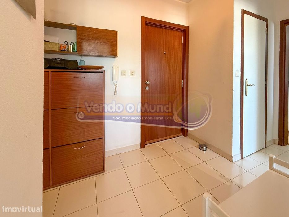 Apartamento T3 em Loures (LXLR042)