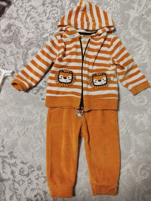 Одяг для хлопчиків