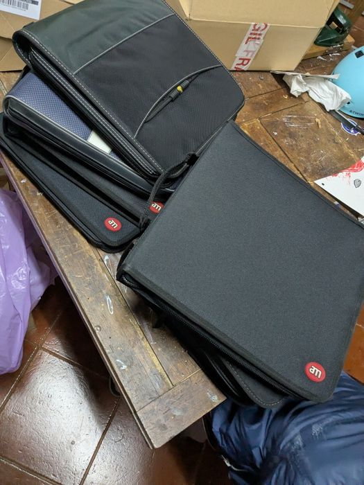 6 arquivadores de CDs/DVDs