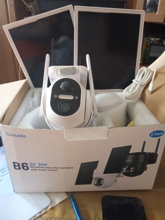 Видео камеры на солня.чной панели.Вайфай под карту памяти.