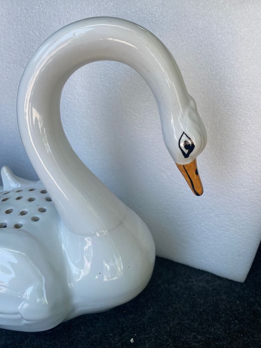 Floreira Cisne Faiança Portuguesa antiga 28 cm