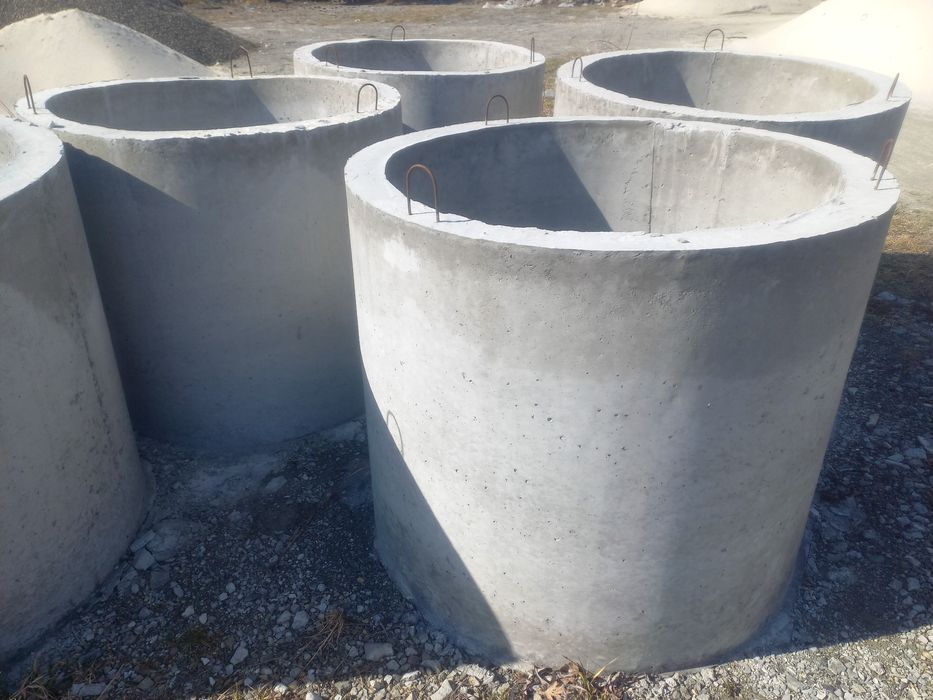 Кільця бетонні криничні.Місткові та каналізаційні.Кришки до них.