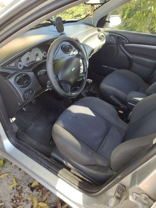 Ford focus MK1 1,6 benzyna