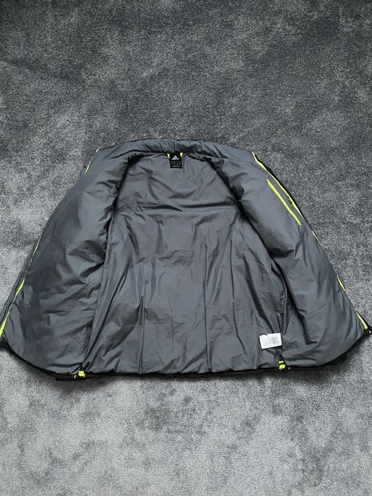 Продам пуховик Adidas