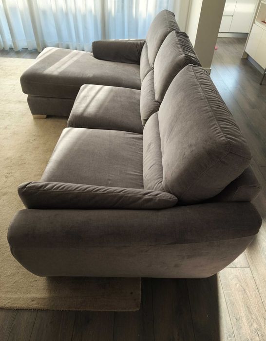 Sofá com Chaise Longue – Excelente Estado