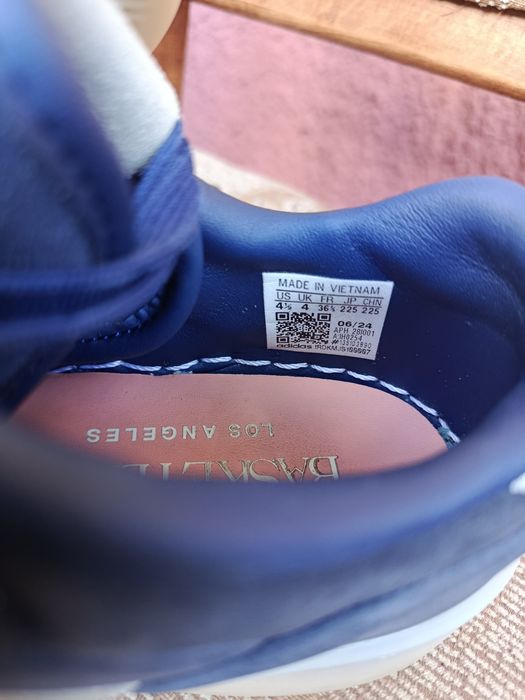 Продам кросовкі Adidas