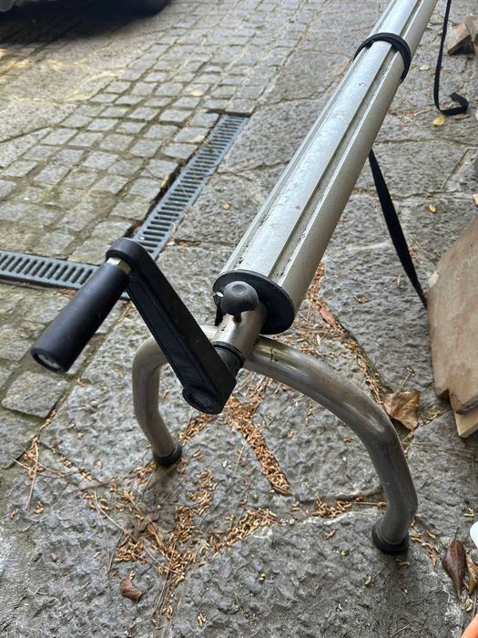 Extendable and Adjustable Pool Roller468042930529259521